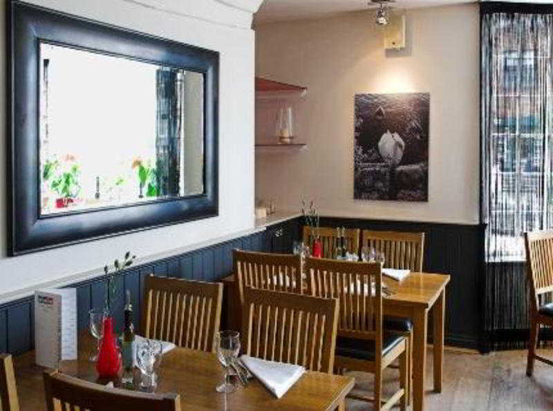The Three Swans Hotel, Hungerford, Berkshire Экстерьер фото