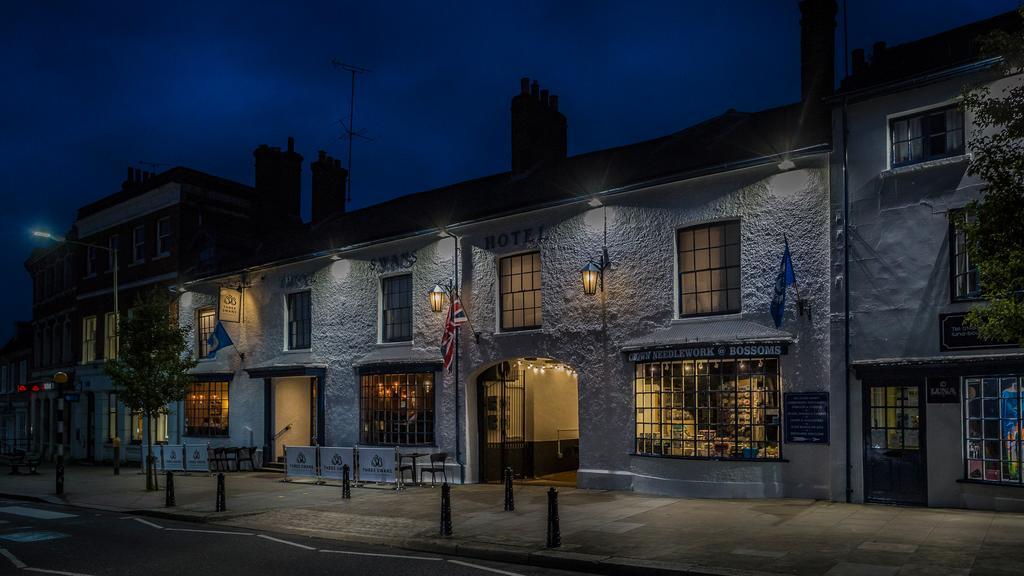 The Three Swans Hotel, Hungerford, Berkshire Экстерьер фото
