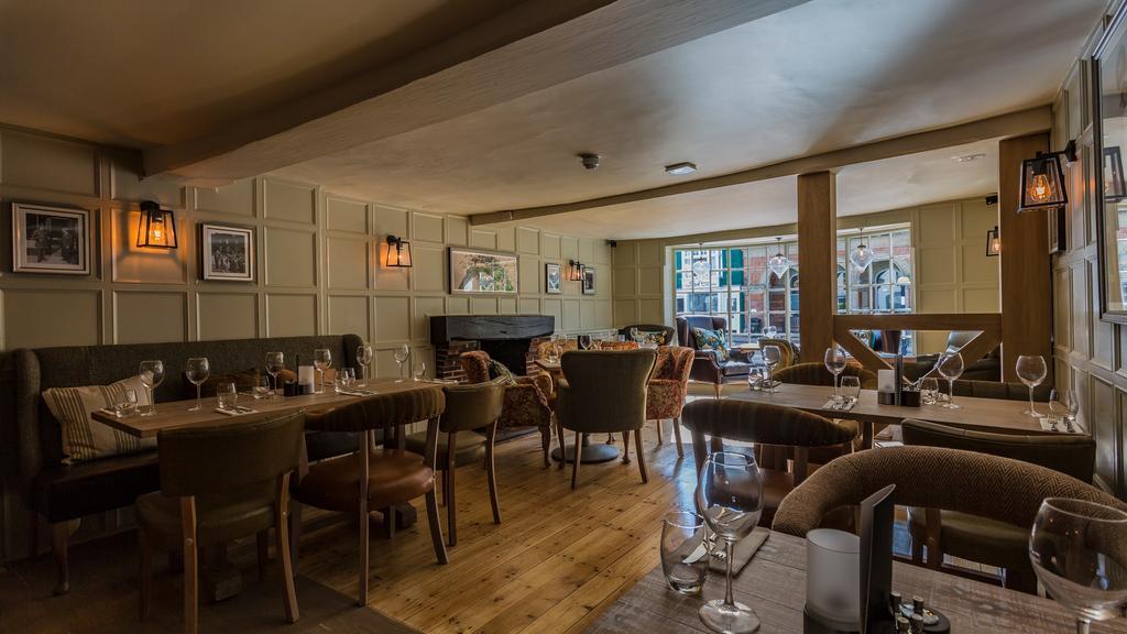 The Three Swans Hotel, Hungerford, Berkshire Экстерьер фото